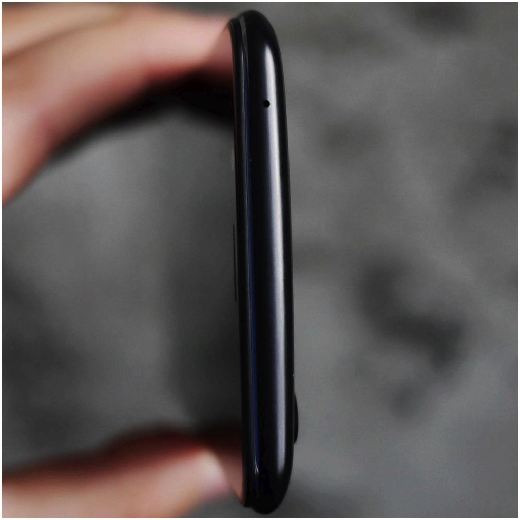 Обзор смартфона Vivo V7: селфифон в новых пропорциях (обзор, смартфона, vivo, селфифон) Обзор смартфона Vivo V7: селфифон в новых пропорциях