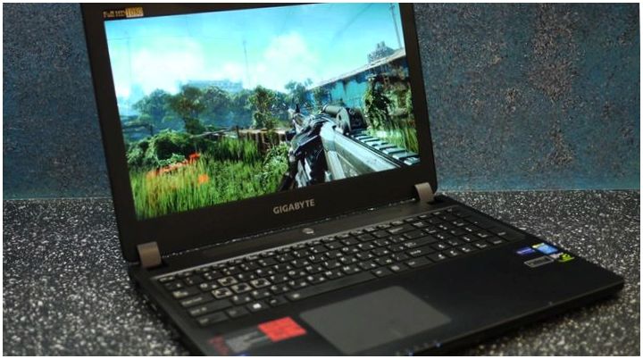 Геймер в деловом костюме. Обзор ноутбука Gigabyte P35K