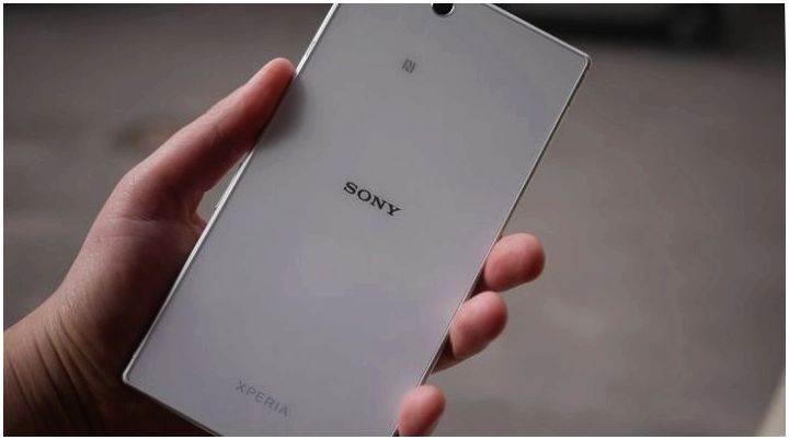 Много - не мало. Обзор "гигантофона" Sony Xperia Z Ultra