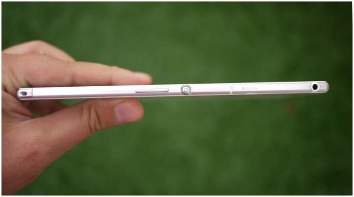 Много - не мало. Обзор "гигантофона" Sony Xperia Z Ultra
