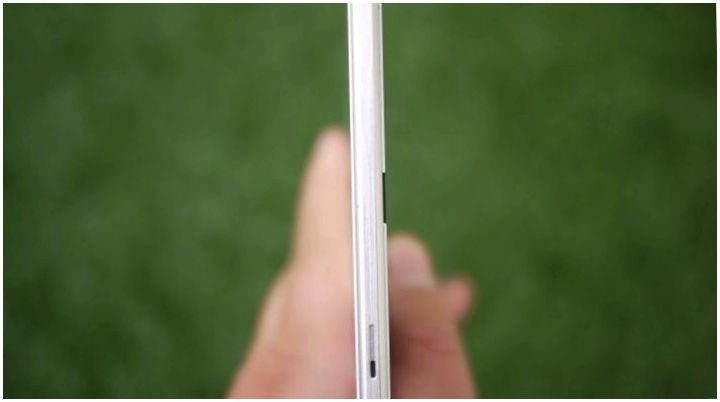 Много - не мало. Обзор "гигантофона" Sony Xperia Z Ultra