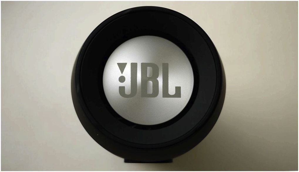 Обзор портативной колонки JBL Charge 2: акустика и электричество