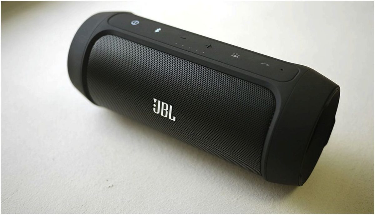 Обзор портативной колонки JBL Charge 2: акустика и электричество