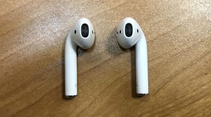Жизнь без проводов: опыт использования наушников Apple AirPods (жизнь, провод, опыт, использование, наушник, apple) Жизнь без проводов: опыт использования наушников Apple AirPods