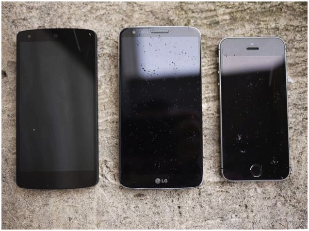 Где у него кнопка? Обзор смартфона LG G2