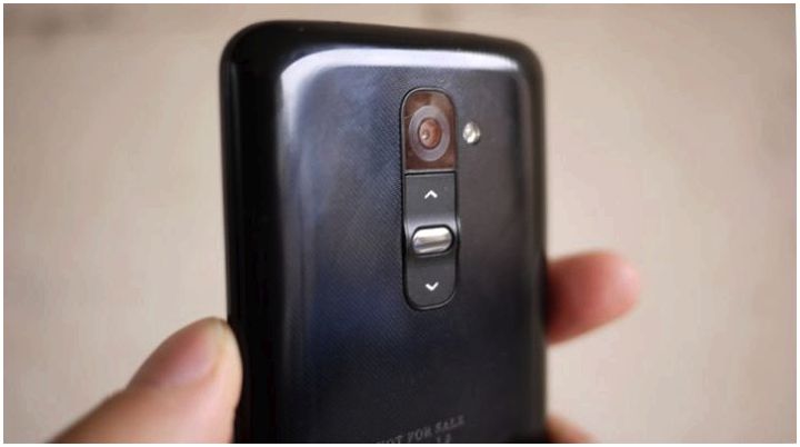 Где у него кнопка? Обзор смартфона LG G2