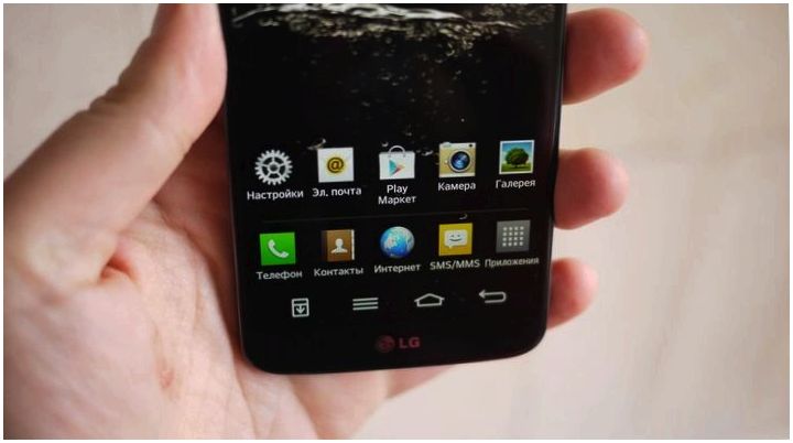 Где у него кнопка? Обзор смартфона LG G2