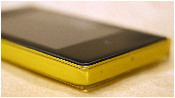 Несладкий леденец. Обзор телефона Nokia Asha 503 (несладкий, леденец, обзор, телефон, nokia) Несладкий леденец. Обзор телефона Nokia Asha 503