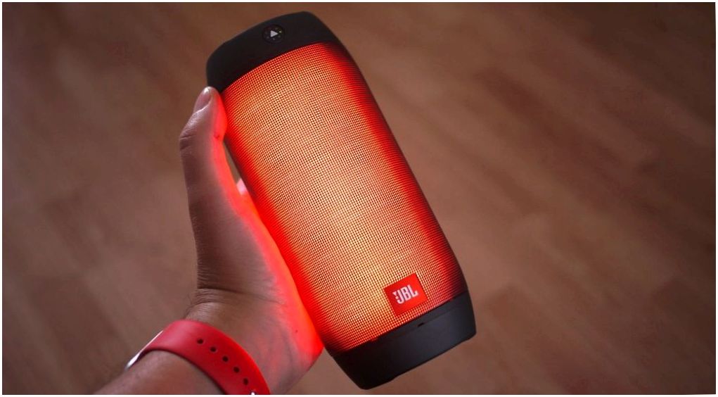 Обзор Bluetooth-колонки JBL Pulse 2: портативная «светомузыка»