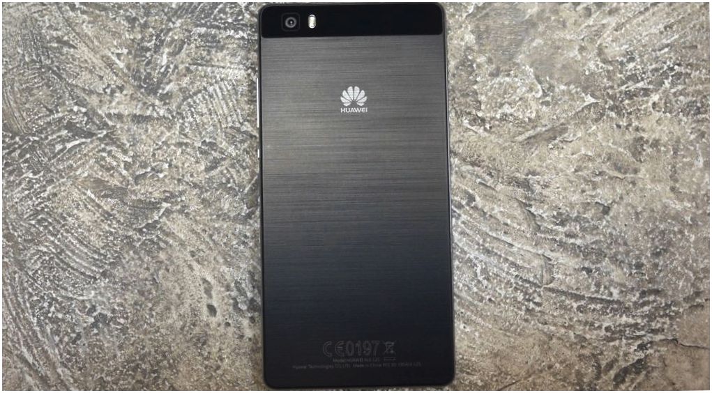 Обзор смартфона Huawei P8lite: будь проще (обзор, смартфона, huawei, p8lite, простой, Huawei P8lite) Обзор смартфона Huawei P8lite: будь проще