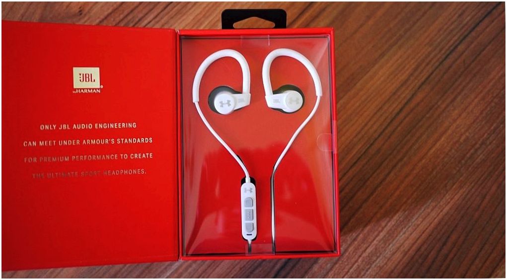 Обзор JBL Under Armour Sport Wireless Heart Rate: в ритмах сердца (обзор, armour, sport, wireless, heart, rate) Обзор JBL Under Armour Sport Wireless Heart Rate: в ритмах сердца