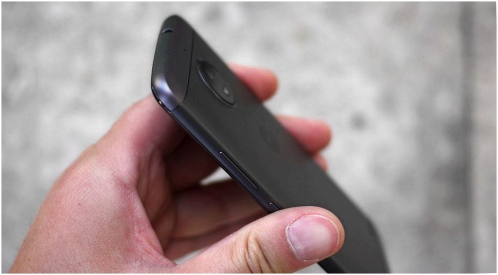 Обзор Lenovo Moto E4: красивый, именитый, недорогой