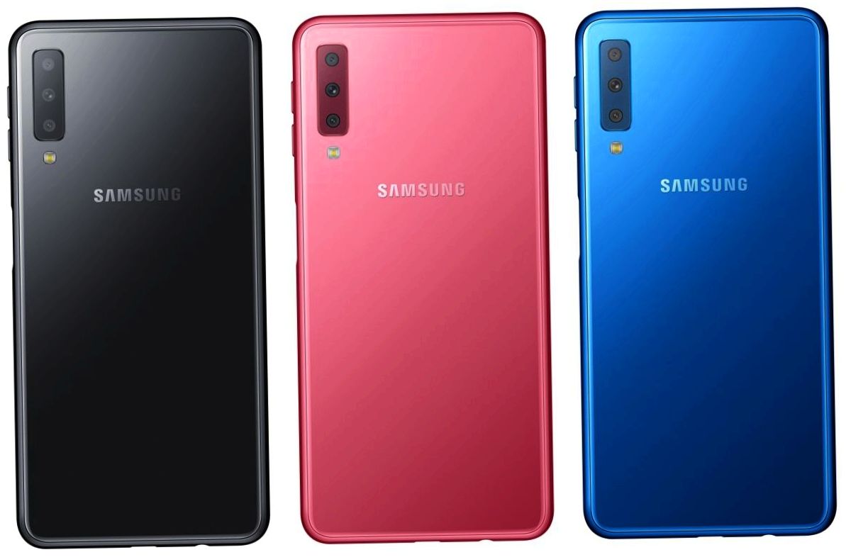 Обзор Samsung Galaxy A7 2018: не "золотая" середина с необычной камерой