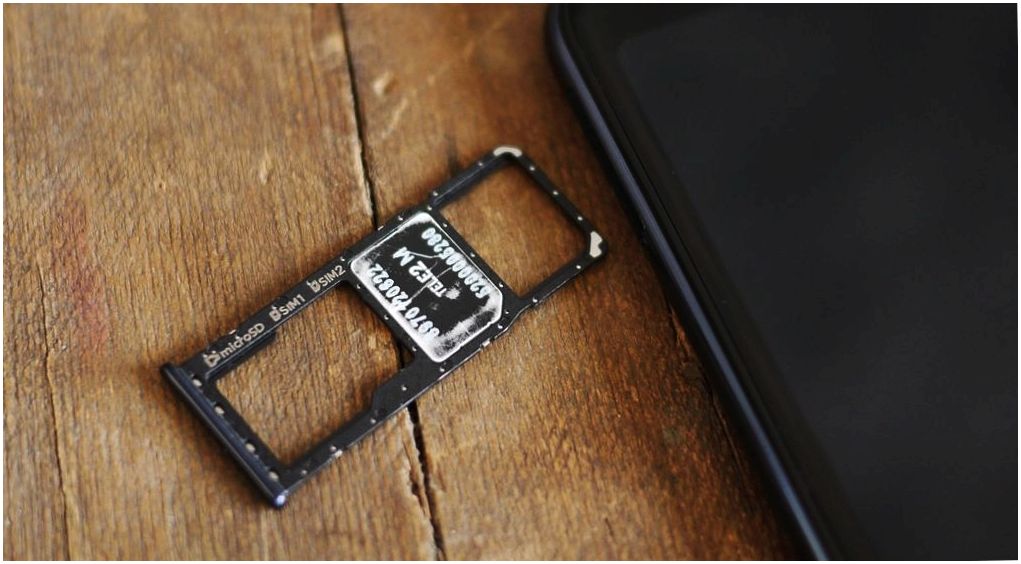 Обзор Samsung Galaxy A7 2018: не "золотая" середина с необычной камерой