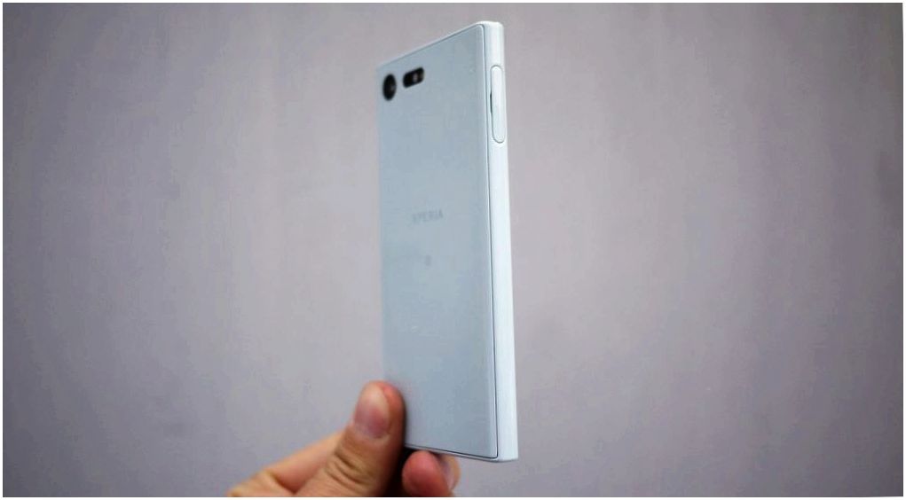 Обзор смартфона Sony Xperia X Compact: малыш почти без компромиссов (обзор, смартфона, sony, xperia) Обзор смартфона Sony Xperia X Compact: малыш почти без компромиссов