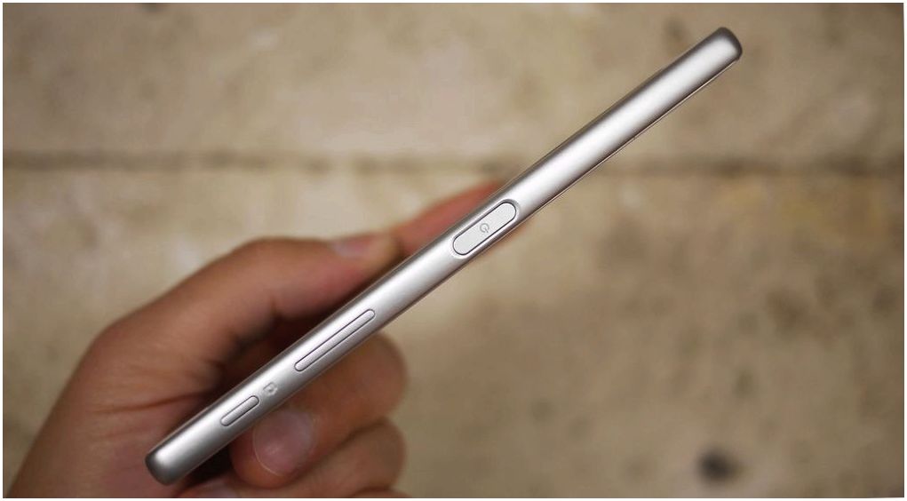 Обзор смартфона Sony Xperia X: секреты мистера "Икс"