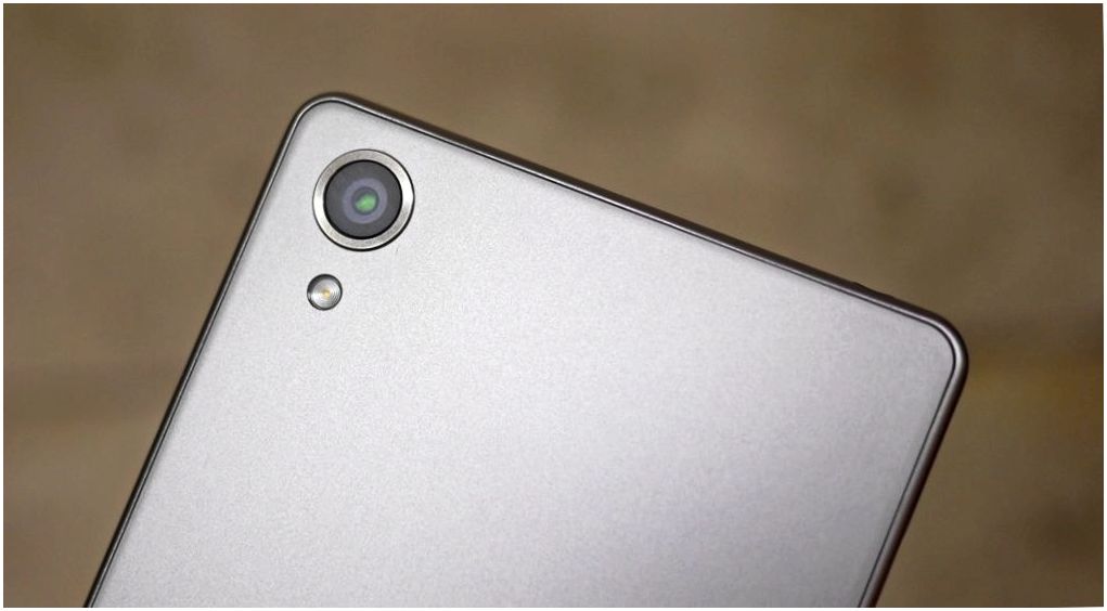 Обзор смартфона Sony Xperia X: секреты мистера "Икс"