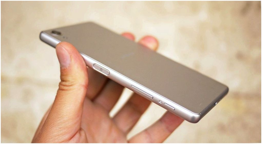 Обзор смартфона Sony Xperia X: секреты мистера "Икс"