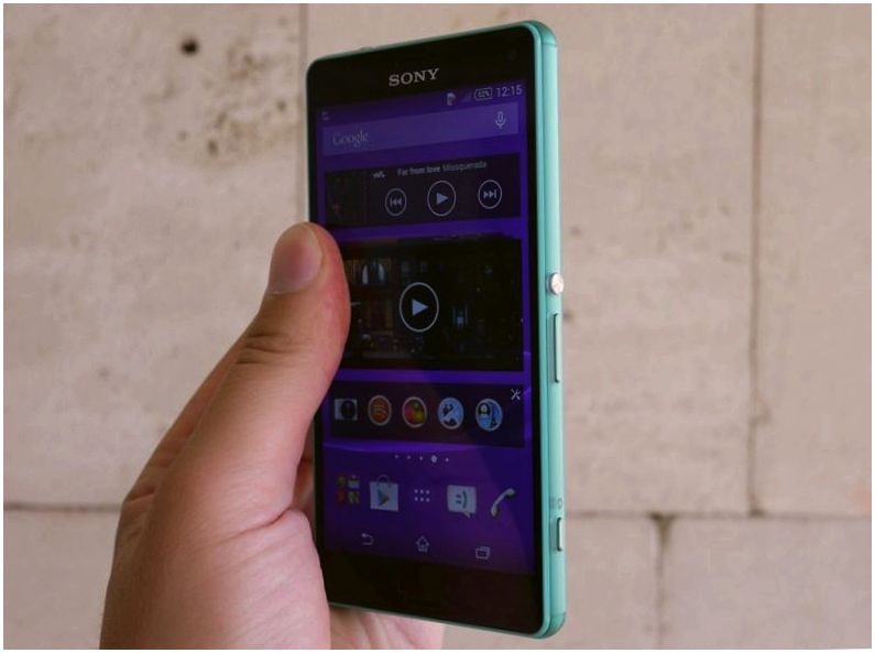 Обзор смартфона Sony Xperia Z3 Compact: монстр в тщедушном теле