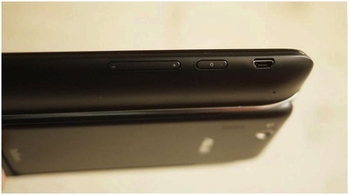 Младшая матрешка. Обзор ASUS PadFone mini 4.3 (младший, матрешка, обзор, asus) Младшая матрешка. Обзор ASUS PadFone mini 4.3