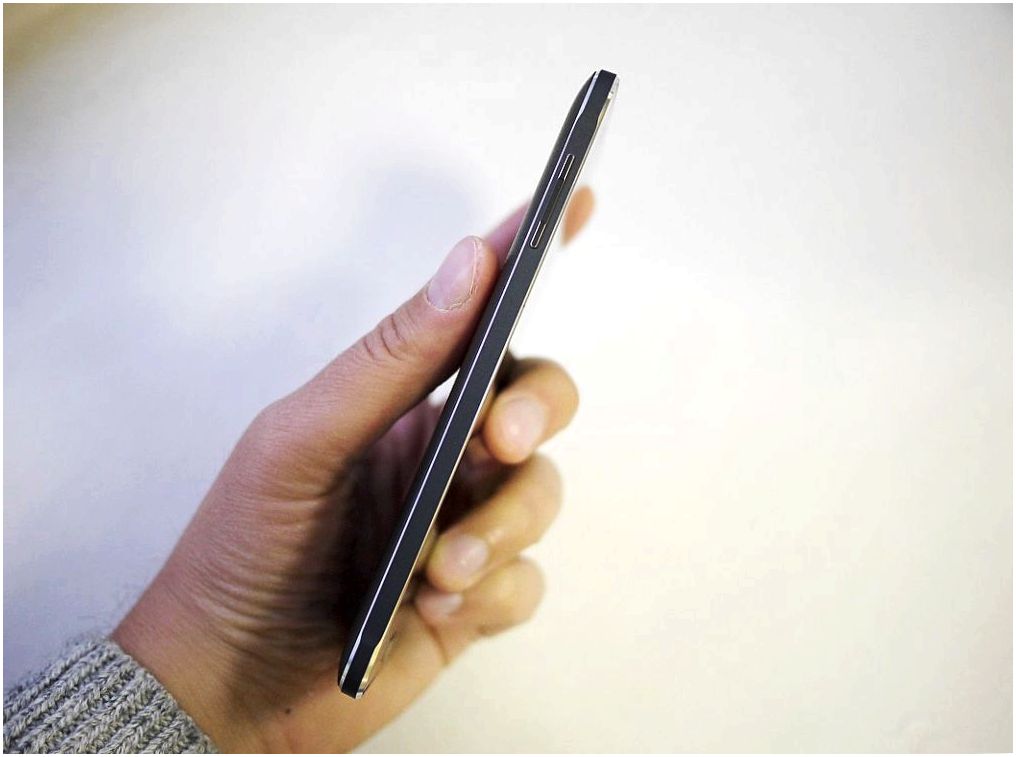 Обзор Samsung Galaxy Note 4: "лопата" для работы и творчества (обзор, samsung, galaxy, note, лопата) Обзор Samsung Galaxy Note 4: "лопата" для работы и творчества