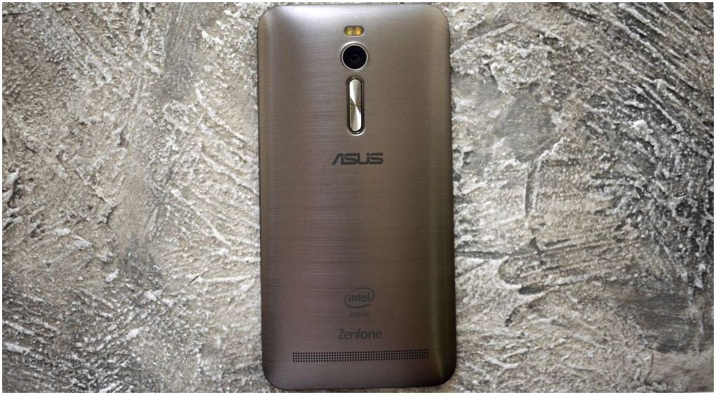 Обзор смартфона Asus ZenFone 2: на память не жалуюсь