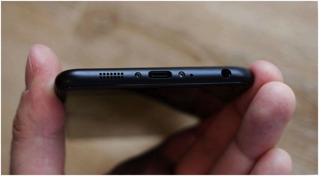 Обзор смартфона Asus ZenFone 3 Zoom: двухкамерный "долгожитель" (обзор, смартфона, asus, zenfone, zoom) Обзор смартфона Asus ZenFone 3 Zoom: двухкамерный "долгожитель"