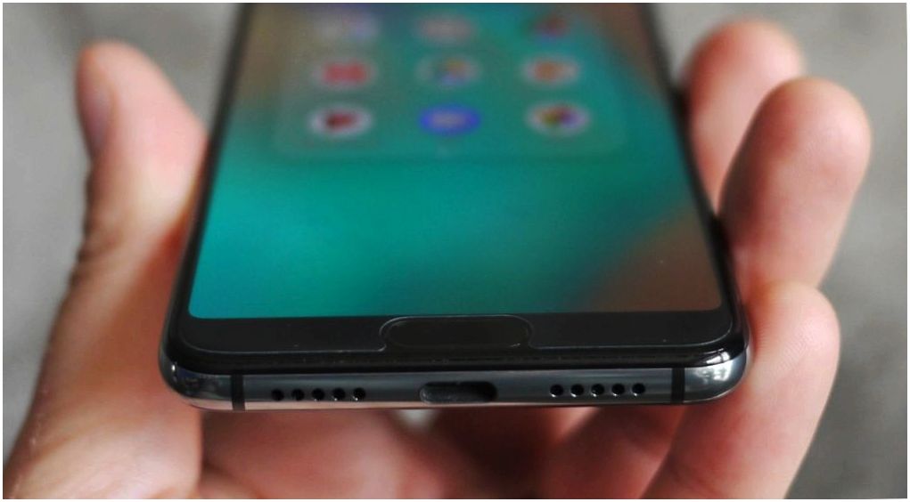 Обзор смартфона Huawei P20: машинный разум на службе у камер