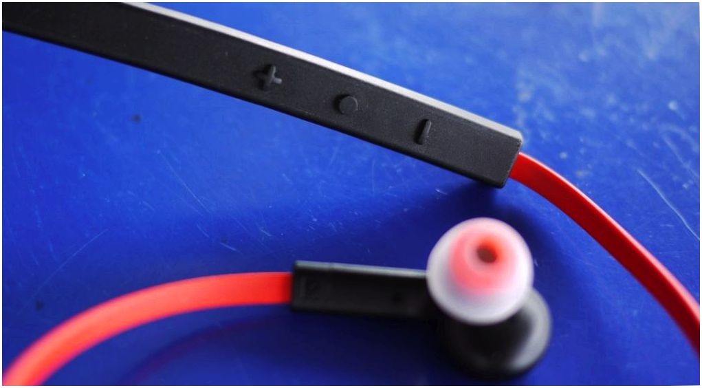 Обзор стереогарнитуры Jabra Halo Smart: Bluetooth-долгожитель (обзор, стереогарнитуры, jabra, halo) Обзор стереогарнитуры Jabra Halo Smart: Bluetooth-долгожитель