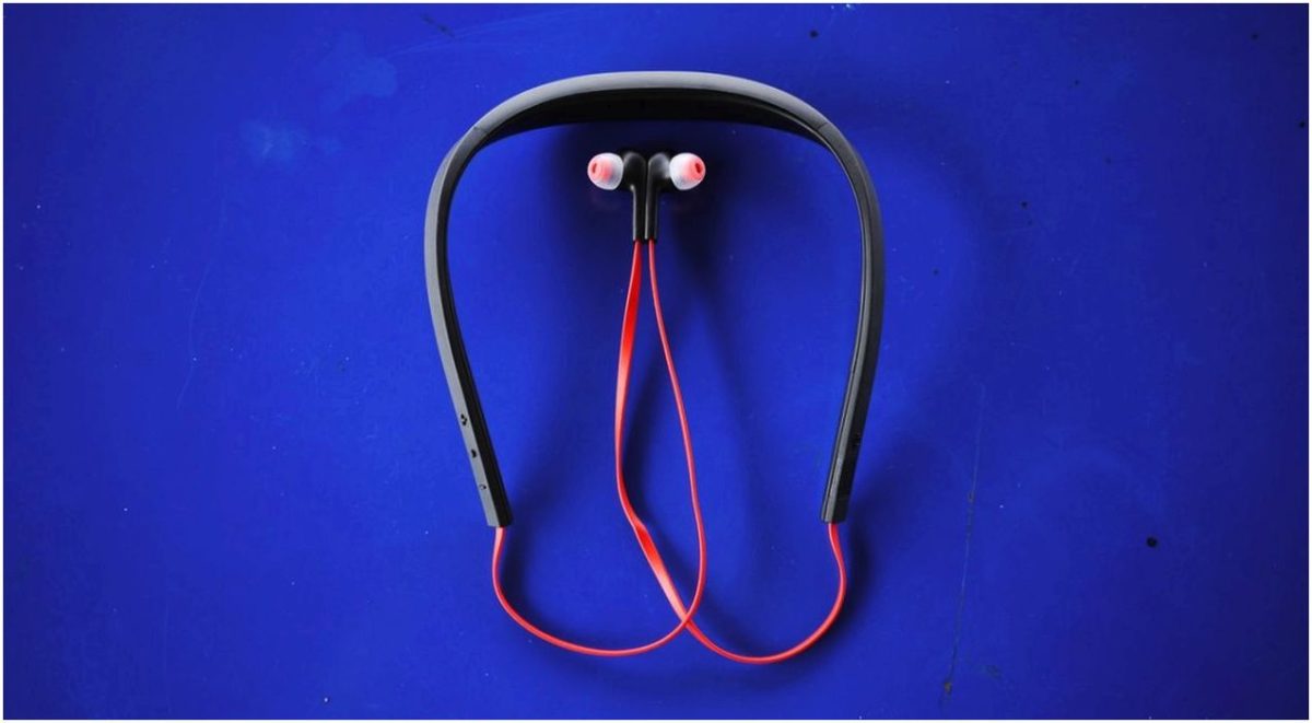 Обзор стереогарнитуры Jabra Halo Smart: Bluetooth-долгожитель (обзор, стереогарнитуры, jabra, halo) Обзор стереогарнитуры Jabra Halo Smart: Bluetooth-долгожитель