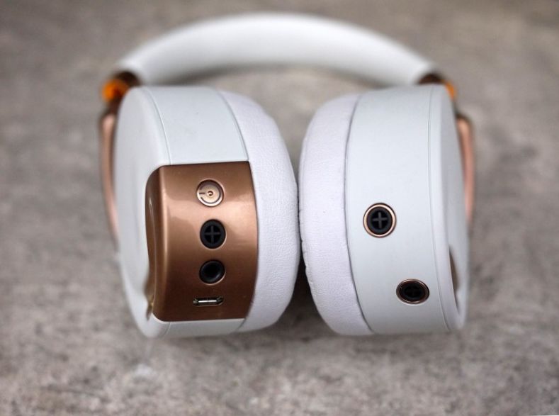 Умный звук. Обзор беспроводных наушников Parrot Zik