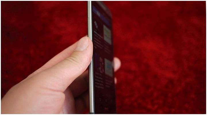 Обзор смартфона HTC One (M8): самый металлический (обзор, смартфона, металлический) Обзор смартфона HTC One (M8): самый металлический