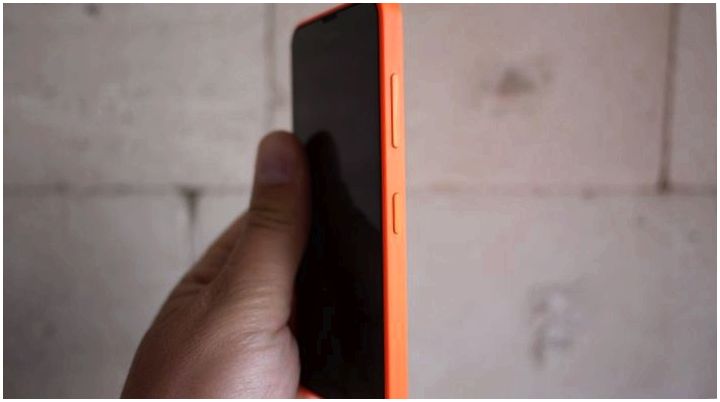 Обзор смартфона Nokia Lumia 630: 2 SIM и ничего лишнего (обзор, смартфона, nokia, lumia, ничто) Обзор смартфона Nokia Lumia 630: 2 SIM и ничего лишнего