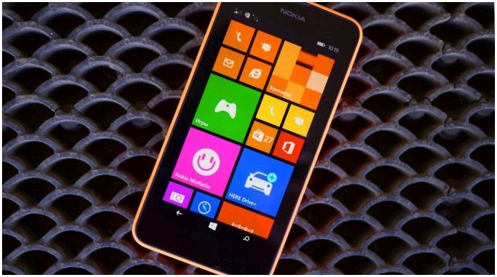 Обзор смартфона Nokia Lumia 630: 2 SIM и ничего лишнего (обзор, смартфона, nokia, lumia, ничто) Обзор смартфона Nokia Lumia 630: 2 SIM и ничего лишнего