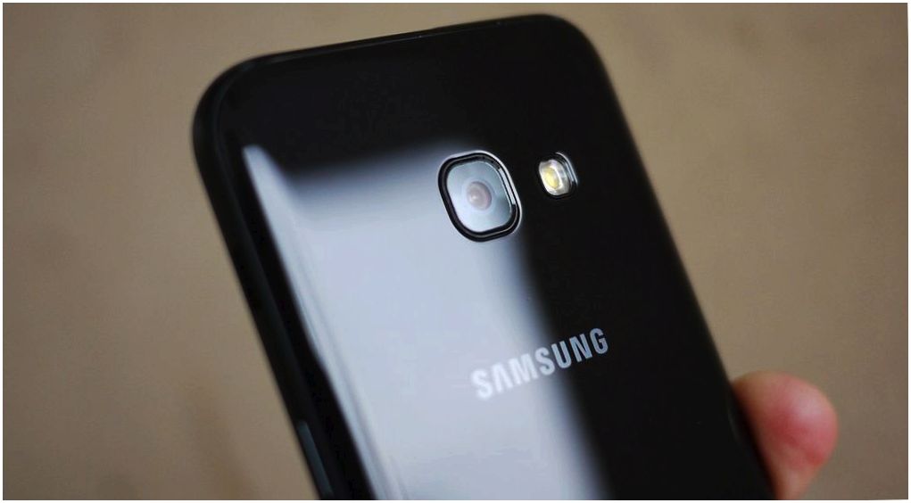 Обзор смартфона Samsung Galaxy A3 (2017): красивый, компактный, водозащищенный