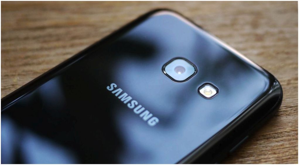 Обзор смартфона Samsung Galaxy A3 (2017): красивый, компактный, водозащищенный