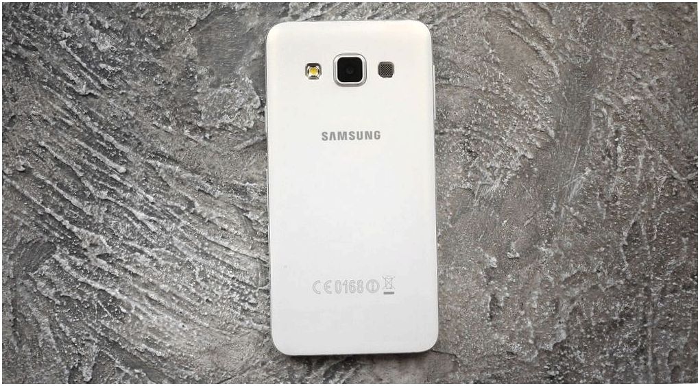 Обзор смартфона Samsung Galaxy A3: стильный "середнячок"