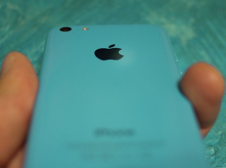 Пластмассовая жизнь. Обзор смартфона iPhone 5c (пластмассовый, жизнь, обзор, смартфона, iphone) Пластмассовая жизнь. Обзор смартфона iPhone 5c