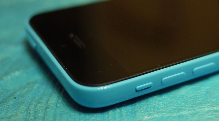 Пластмассовая жизнь. Обзор смартфона iPhone 5c (пластмассовый, жизнь, обзор, смартфона, iphone) Пластмассовая жизнь. Обзор смартфона iPhone 5c