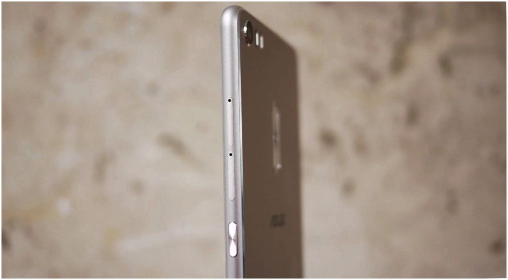 Обзор смартфона Asus ZenFone 3 Ultra: великан для игр и видео