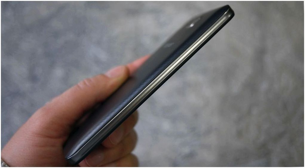 Обзор смартфона Huawei Honor 4C Pro: профессия – долгожитель (обзор, смартфона, huawei, honor) Смартфон Huawei Honor 4C Pro: обзор профессии - длинная печень