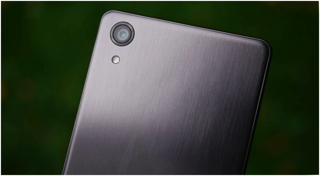 Обзор смартфона Sony Xperia X Performance: глава семейства "Икс" (обзор, смартфона, sony, xperia, performance) Обзор смартфона Sony Xperia X Performance: глава семейства "Икс"