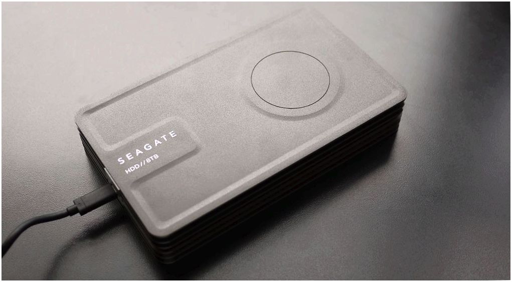 Обзор внешнего жесткого диска Seagate Innov8: без лишних проводов