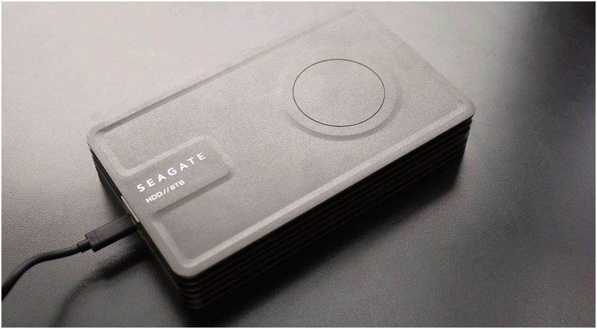 Обзор внешнего жесткого диска Seagate Innov8: без лишних проводов