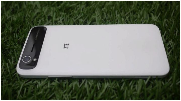 Кандидат в элиту. Обзор Android-смартфона ZTE Grand S (кандидат, элита, обзор, android-смартфона, grand) Кандидат в элиту. Обзор Android-смартфона ZTE Grand S