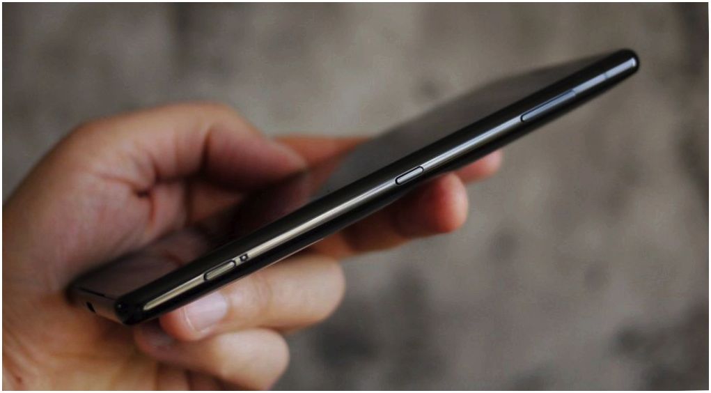 Обзор смартфона Sony Xperia XZ2 Premium: поштучно и камерно (обзор, смартфона, sony, xperia) Обзор смартфона Sony Xperia XZ2 Premium: поштучно и камерно