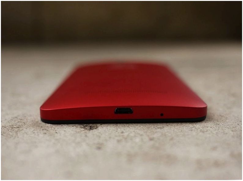 Обзор смартфона ASUS Zenfone 5: с философией и без