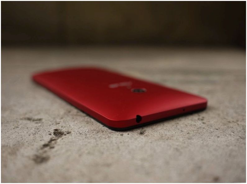 Обзор смартфона ASUS Zenfone 5: с философией и без