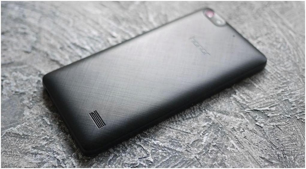 Обзор смартфона Huawei Honor 4C: скромник с сюрпризами (обзор, смартфона, huawei, honor, скромник, сюрприз) Обзор смартфона Huawei Honor 4C: скромник с сюрпризами
