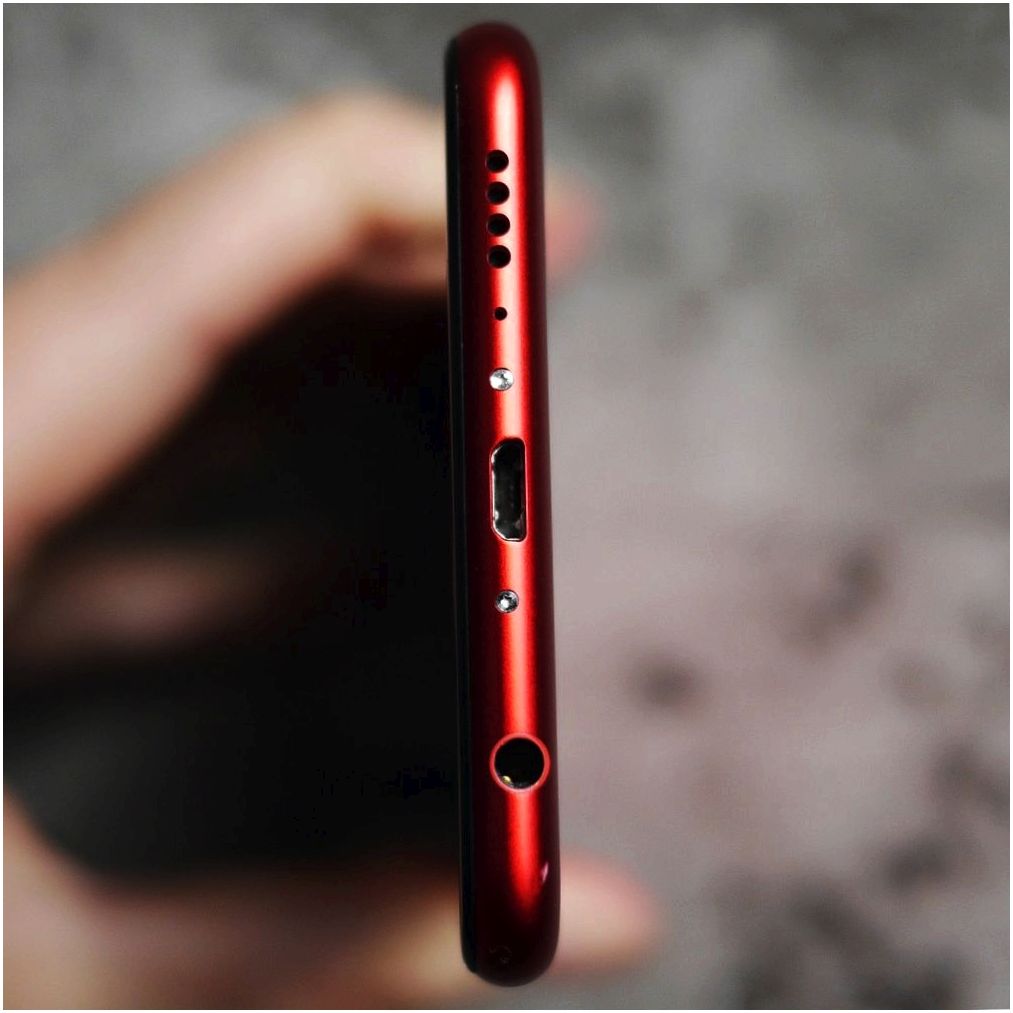 Обзор смартфона Huawei Honor 7X: бюджетник с "высоким" экраном (обзор, смартфона, huawei, honor) Обзор смартфона Huawei Honor 7X: бюджетник с "высоким" экраном